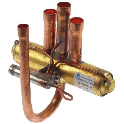 reversing valve 4-way Ranco type V2-408060200 inlet 1/2" (12,84mm) outlet 3/8" (9,67mm)